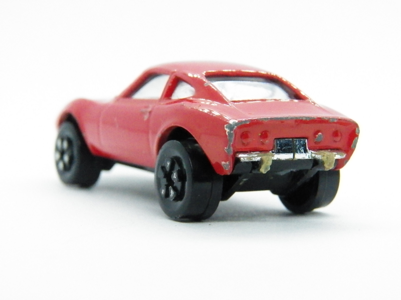 Illustration for article titled Playart 1:64 Opel GT